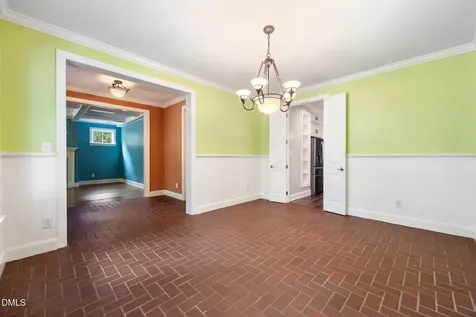 127 Graylyn Drive Chapel Hill NC 27516