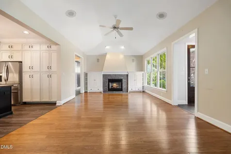 127 Graylyn Drive Chapel Hill NC 27516