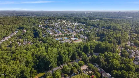 127 Graylyn Drive Chapel Hill NC 27516