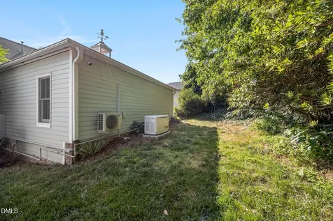 127 Graylyn Drive Chapel Hill NC 27516