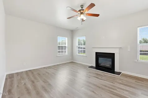 1009 Harvest Point Drive Fuquay Varina NC 27526