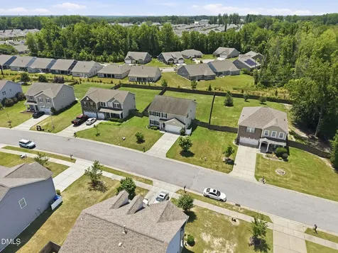 1009 Harvest Point Drive Fuquay Varina NC 27526