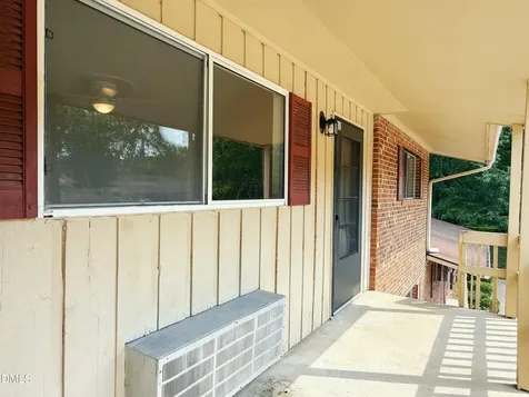 130 S Estes Chapel Hill NC 27517