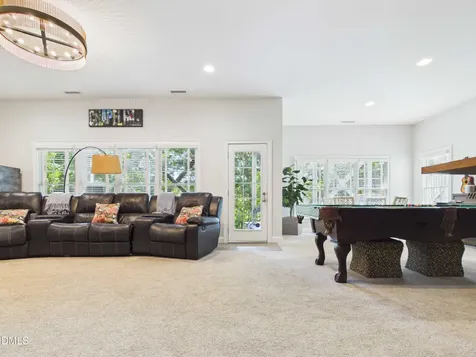 121 Hayworth Drive Chapel Hill NC 27517