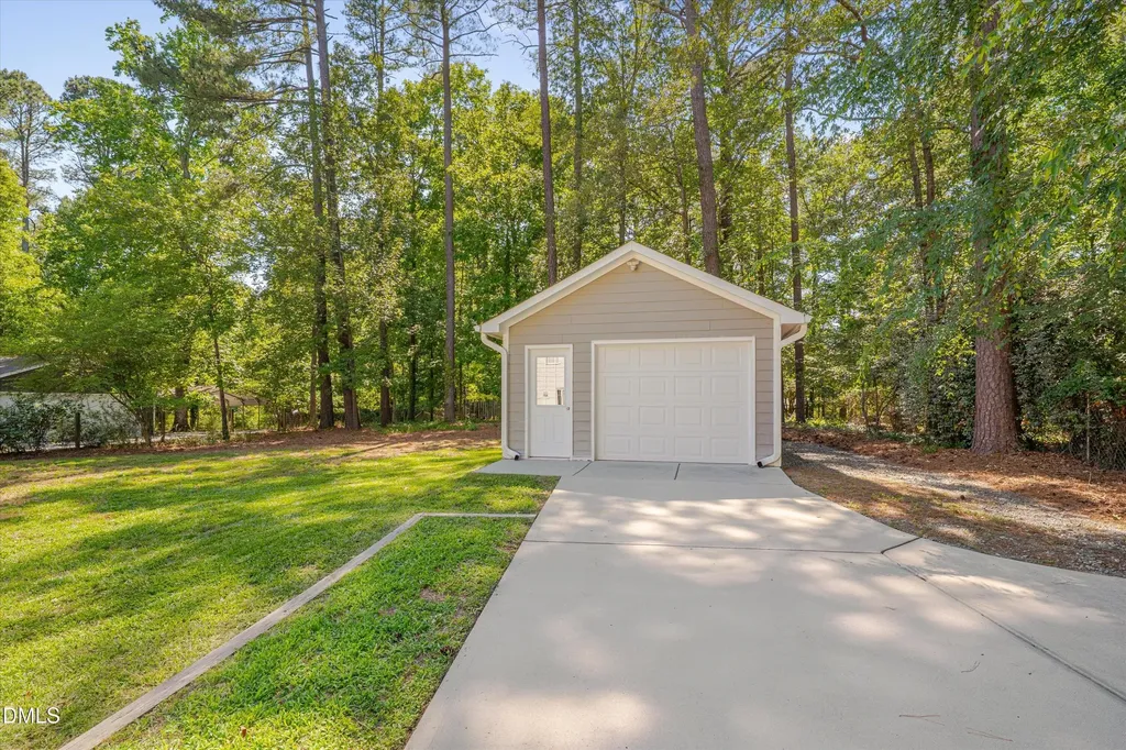 410 Colony Woods Drive Chapel Hill NC 27517