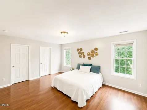 2916 Smooth Stone Trail Raleigh NC 27610