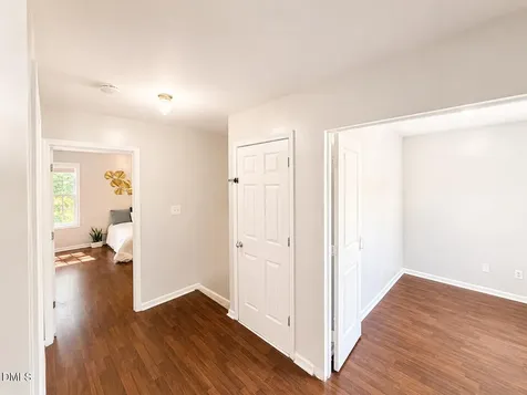 2916 Smooth Stone Trail Raleigh NC 27610