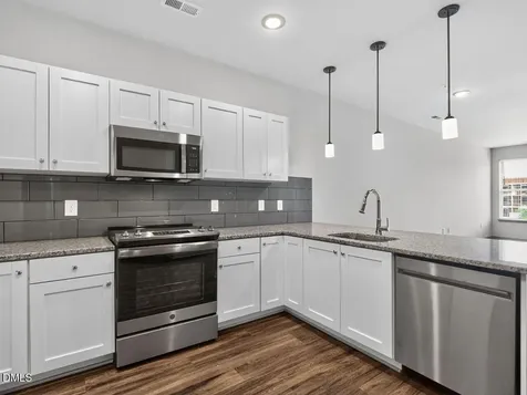 2325 Gathering Sq Court Fuquay Varina NC 27526