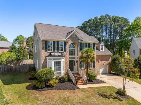 805 Cricketfield Lane Cary NC 27518