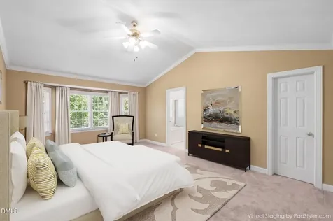 805 Cricketfield Lane Cary NC 27518