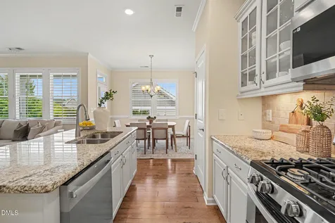 39 Salt Cedar Lane Chapel Hill NC 27516