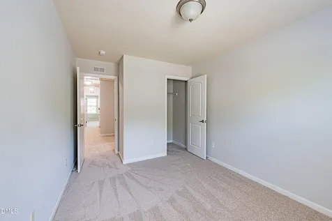 1124 Contessa Drive Cary NC 27513