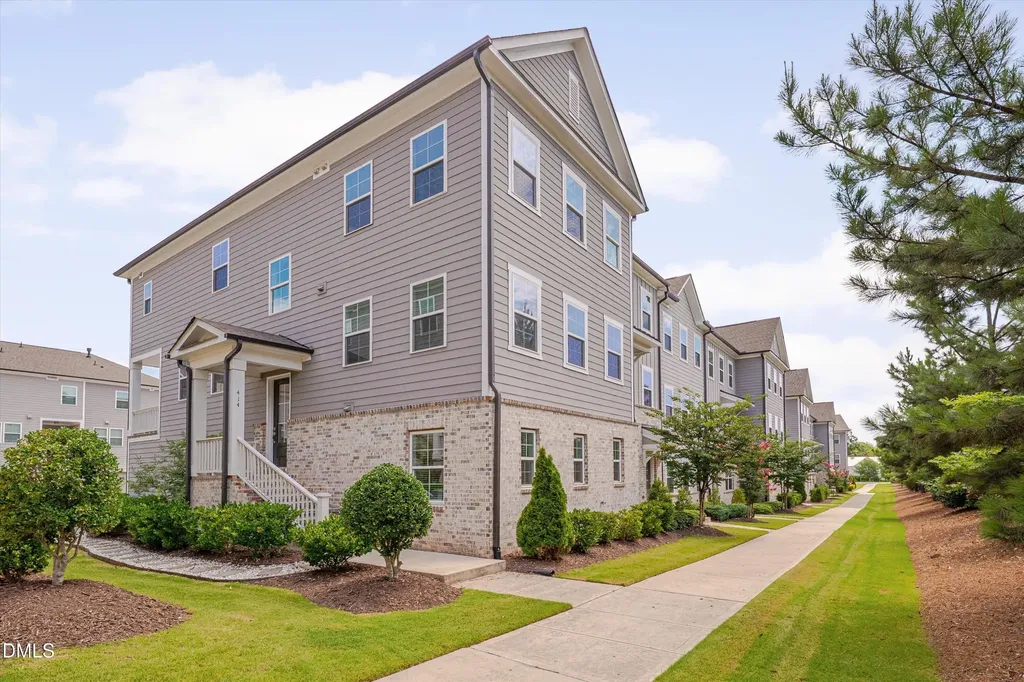 414 Clementine Drive Cary NC 27519