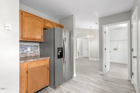 4025 Gloria Ridge Winston Salem NC 27107