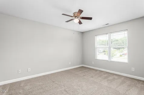 4025 Gloria Ridge Winston Salem NC 27107