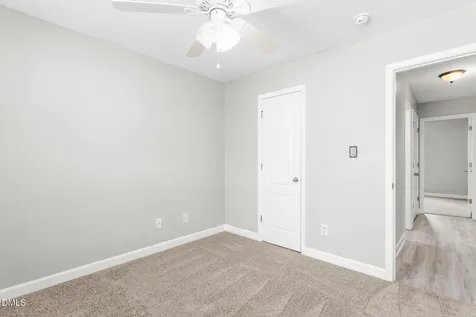 4025 Gloria Ridge Winston Salem NC 27107