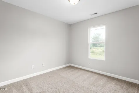 4025 Gloria Ridge Winston Salem NC 27107