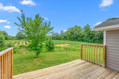 4025 Gloria Ridge Winston Salem NC 27107