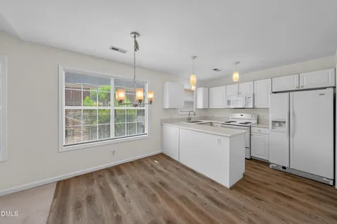 1823 Bulon Drive Cary NC 27518
