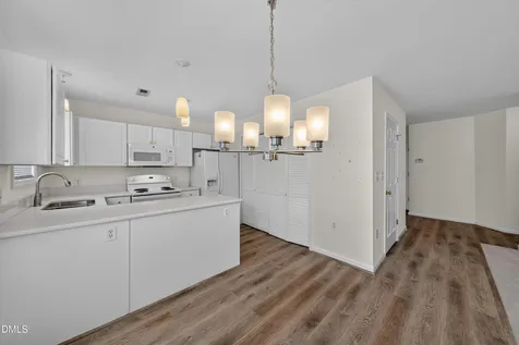 1823 Bulon Drive Cary NC 27518