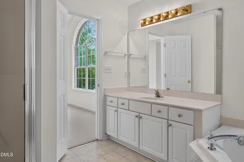 1823 Bulon Drive Cary NC 27518
