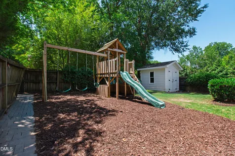 2615 Davis Street Raleigh NC 27608