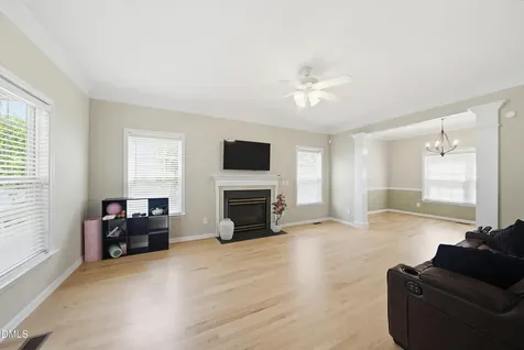 9249 Shallcross Way Raleigh NC 27617