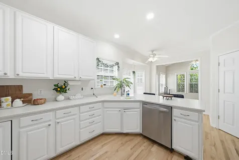 9249 Shallcross Way Raleigh NC 27617