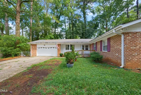 5209 Cabin Place Raleigh NC 27609
