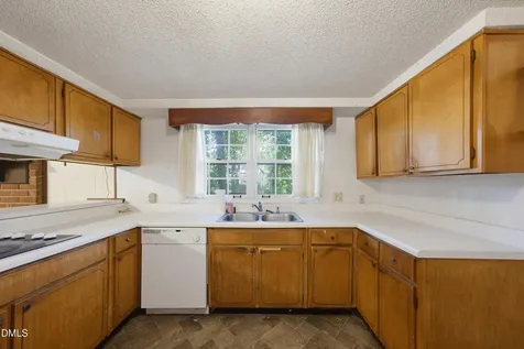 5209 Cabin Place Raleigh NC 27609