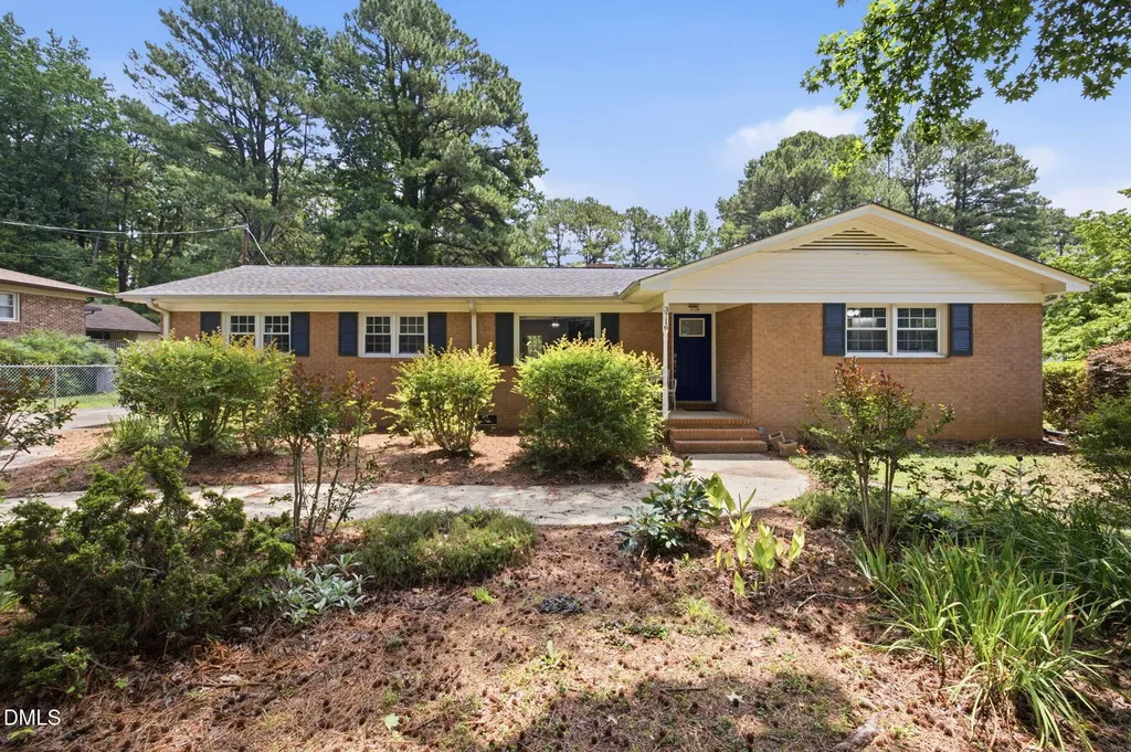 3716 Rivermont Road Durham NC 27712