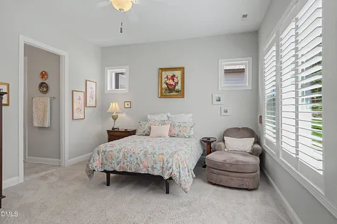 60 Middleton Place Chapel Hill NC 27516