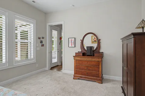 60 Middleton Place Chapel Hill NC 27516