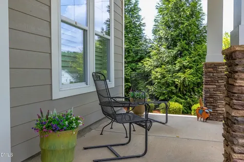60 Middleton Place Chapel Hill NC 27516