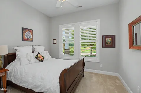60 Middleton Place Chapel Hill NC 27516