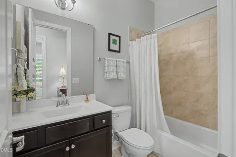 60 Middleton Place Chapel Hill NC 27516
