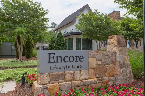 60 Middleton Place Chapel Hill NC 27516