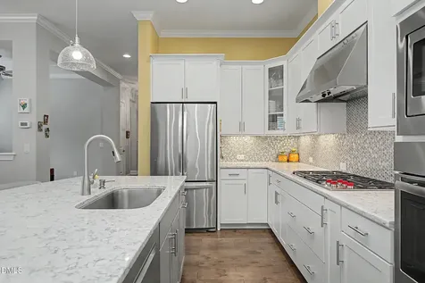 60 Middleton Place Chapel Hill NC 27516