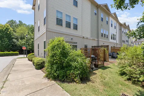 3820 Amelia Park Drive Raleigh NC 27606