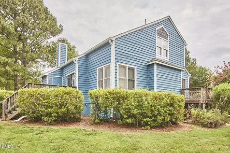 9 Hickory Wood Square Durham NC 27713