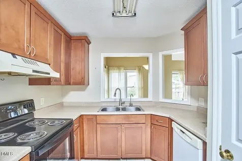 9 Hickory Wood Square Durham NC 27713