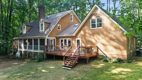 105 Dewberry Court Cary NC 27518