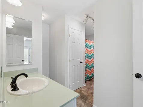 111 Windrock Lane Cary NC 27518