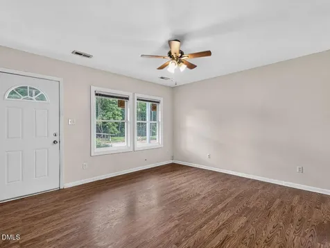 3328 Barwell Road Raleigh NC 27610