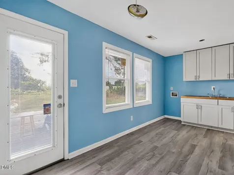 3328 Barwell Road Raleigh NC 27610