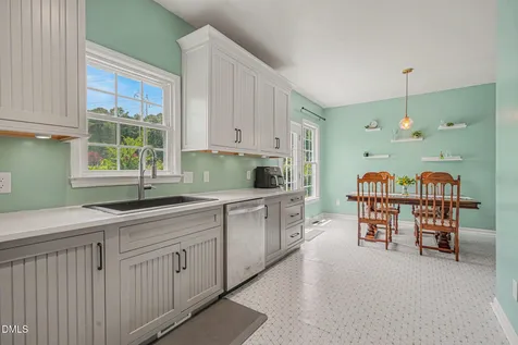 1900 Jupiter Hills Court Raleigh NC 27604