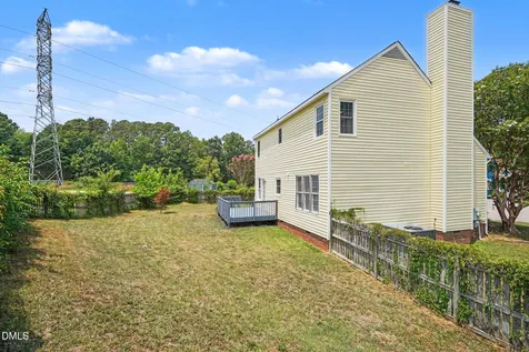 1900 Jupiter Hills Court Raleigh NC 27604