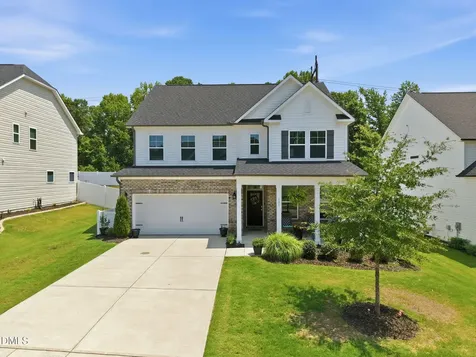 121 Highland Forest Dr Drive Fuquay Varina NC 27526