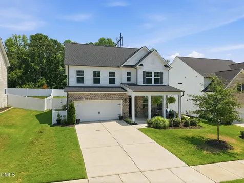 121 Highland Forest Dr Drive Fuquay Varina NC 27526