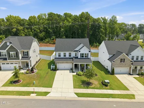 121 Highland Forest Dr Drive Fuquay Varina NC 27526